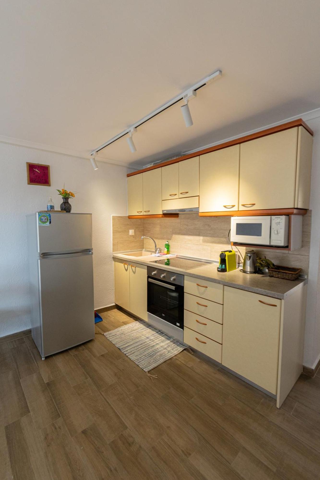 Toli Apartments Kallithea  Exterior photo