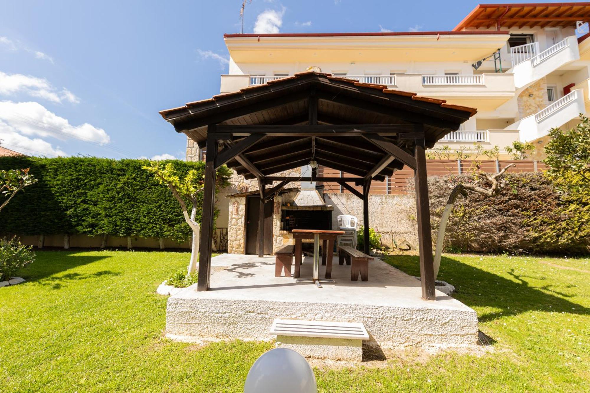 Toli Apartments Kallithea  Exterior photo